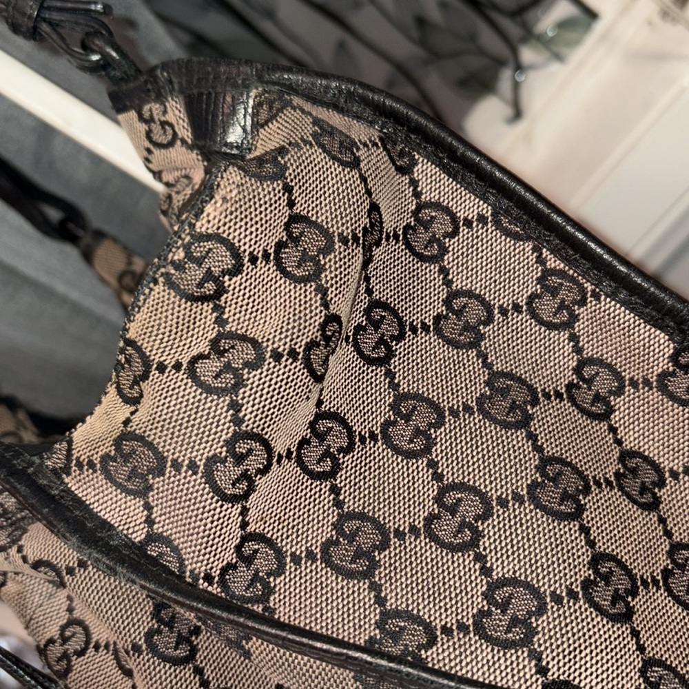 Gucci Brown Canvas Tote with Monogram Pattern - Picture 9 of 14